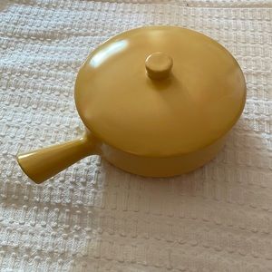 La Solana Yellow Stoneware Pottery Bowl/Dish With Handle